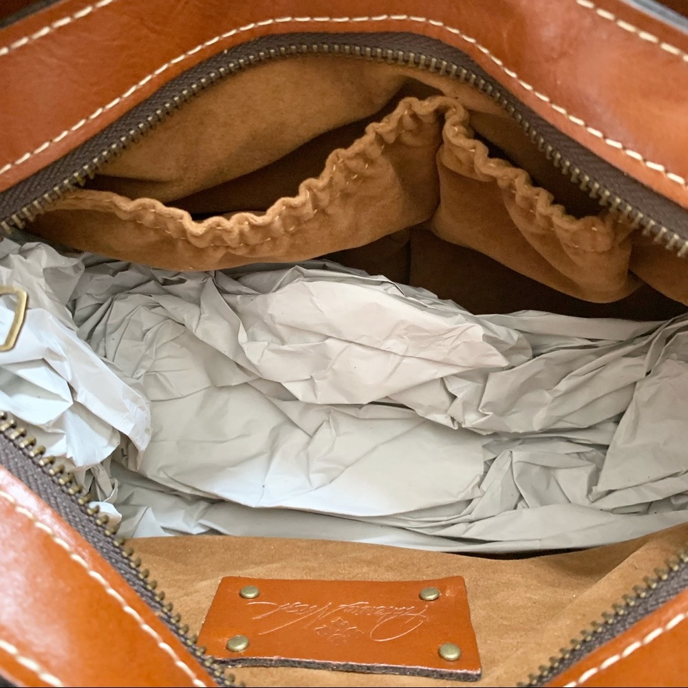 NWT Patricia Nash Heritage Rienza Shoulder Bag - Picture 9 of 10